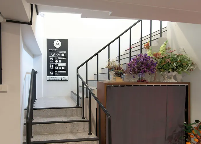 Hostal Arun Old Town *