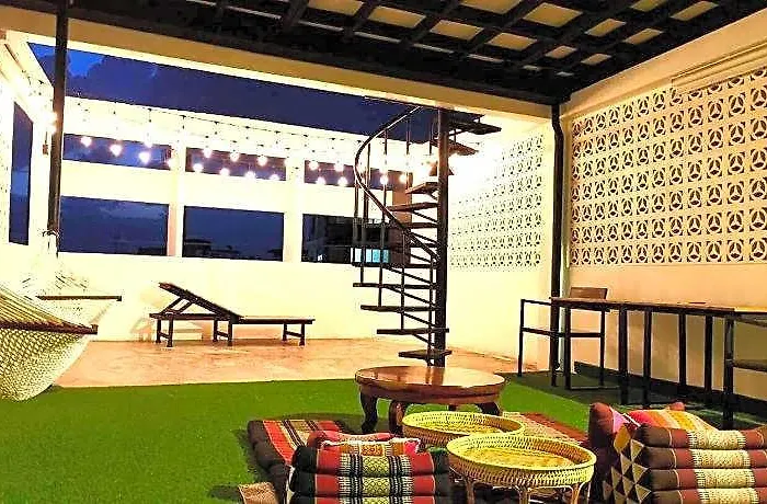 Hostal Arun Old Town *